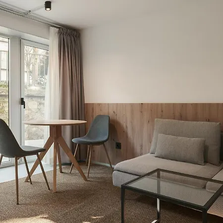 Moderno San Antonino Hapartments Apartamento