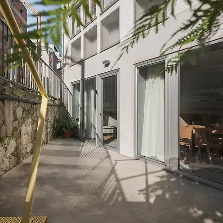 Moderno San Antonino Hapartments